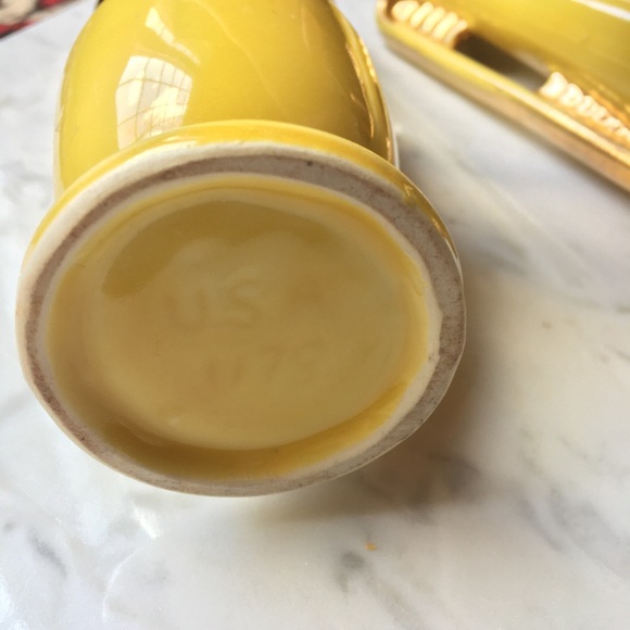 SOLD :: Vintage 40s Art Deco Style Vases - Picture 3 of 3